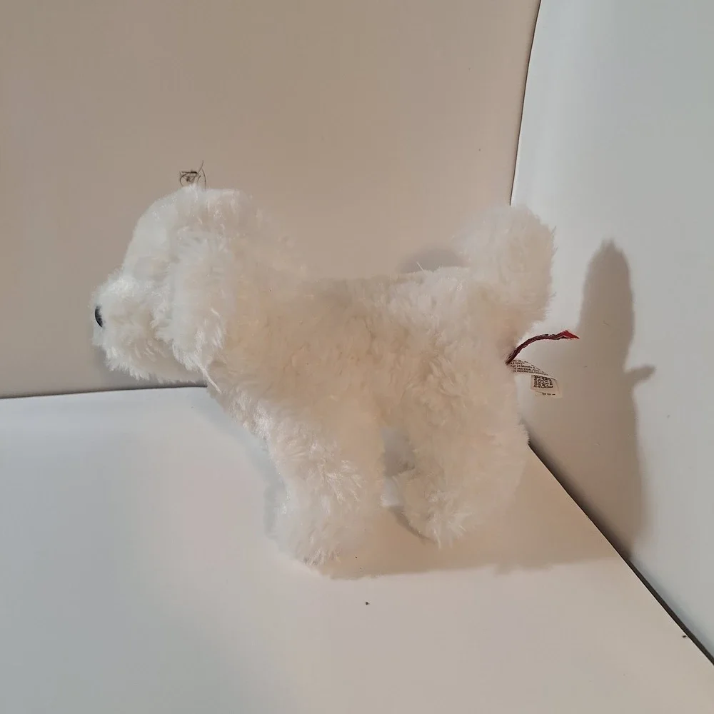 Douglas White Dog‎ 7